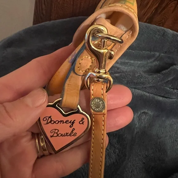 Dooney & Bourke Orange DB Monogram Wristlet, removable strap, good/excellent - Picture 2 of 8